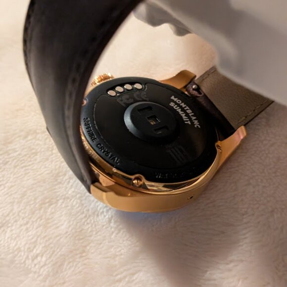 ⬇️PD⬇️MONTBLANC SUMMIT SMARTWATCH SAPHIRE CRYSTAL (NWOT) - Picture 9 of 15